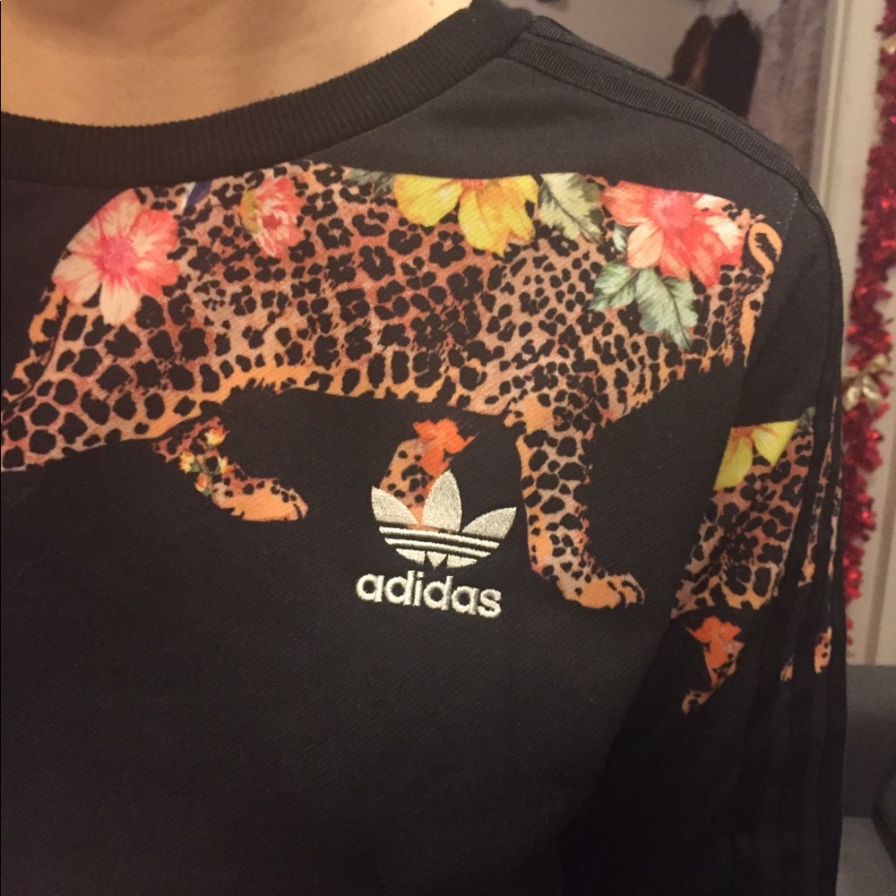 Adidas sweatshirt